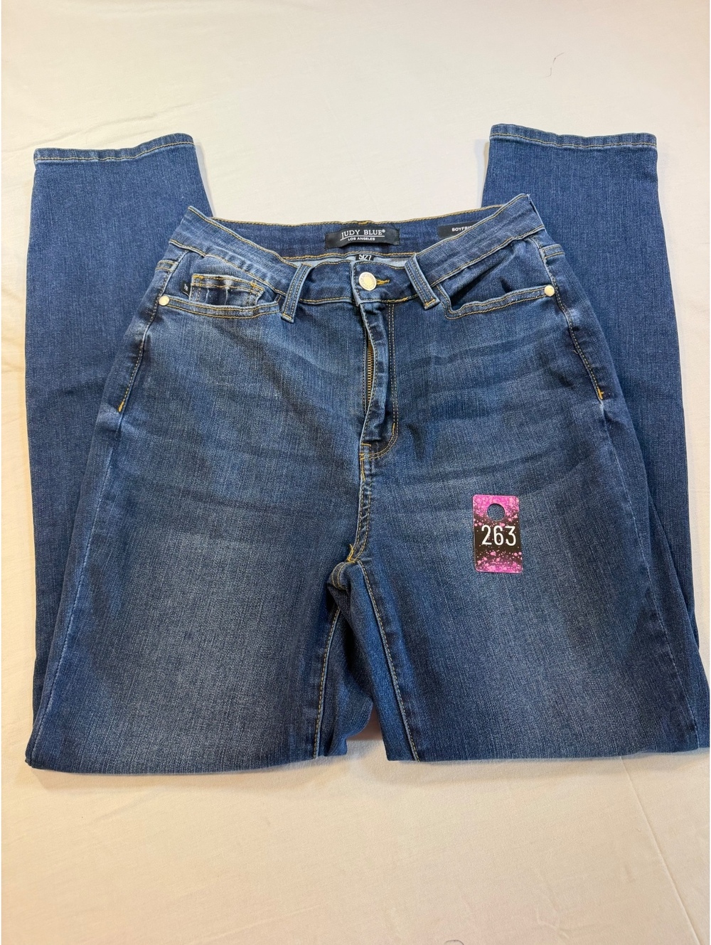 Judy Blue Boyfriend Jeans Size 5/27 in Medium Blue Wash